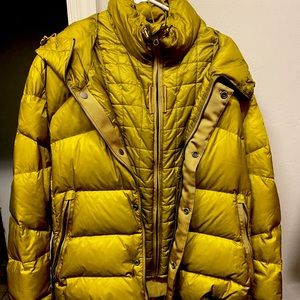 INTERMEZZO IS THE WARMEST SKI JACKETS YOULL EVERY WEAR.